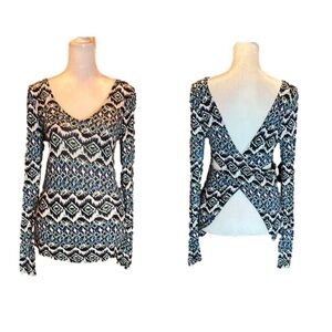KIRRA from Pacsun Fabulous w/ Sexy Back Cut-Outs Blue & Black Print Top Size M